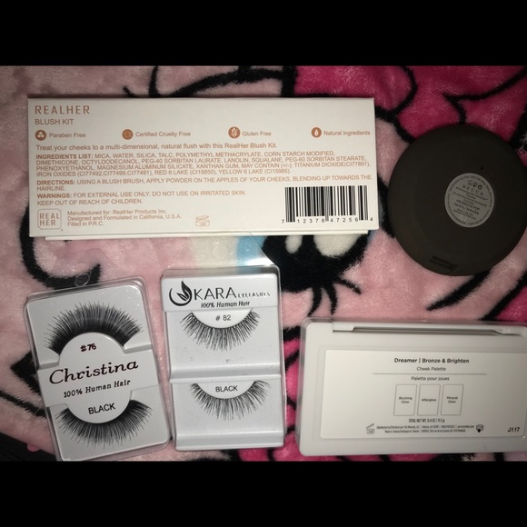 Makeup bundle - Picture 4 of 4